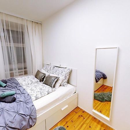 Apartment Wood Вена Экстерьер фото